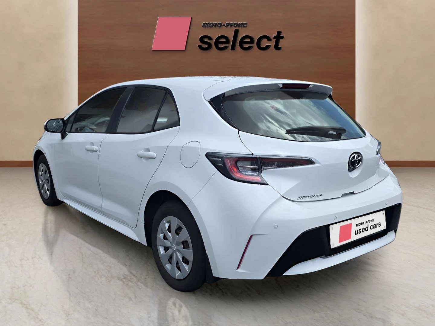 Toyota Corolla 1.2, снимка 7 - Автомобили и джипове - 54756032