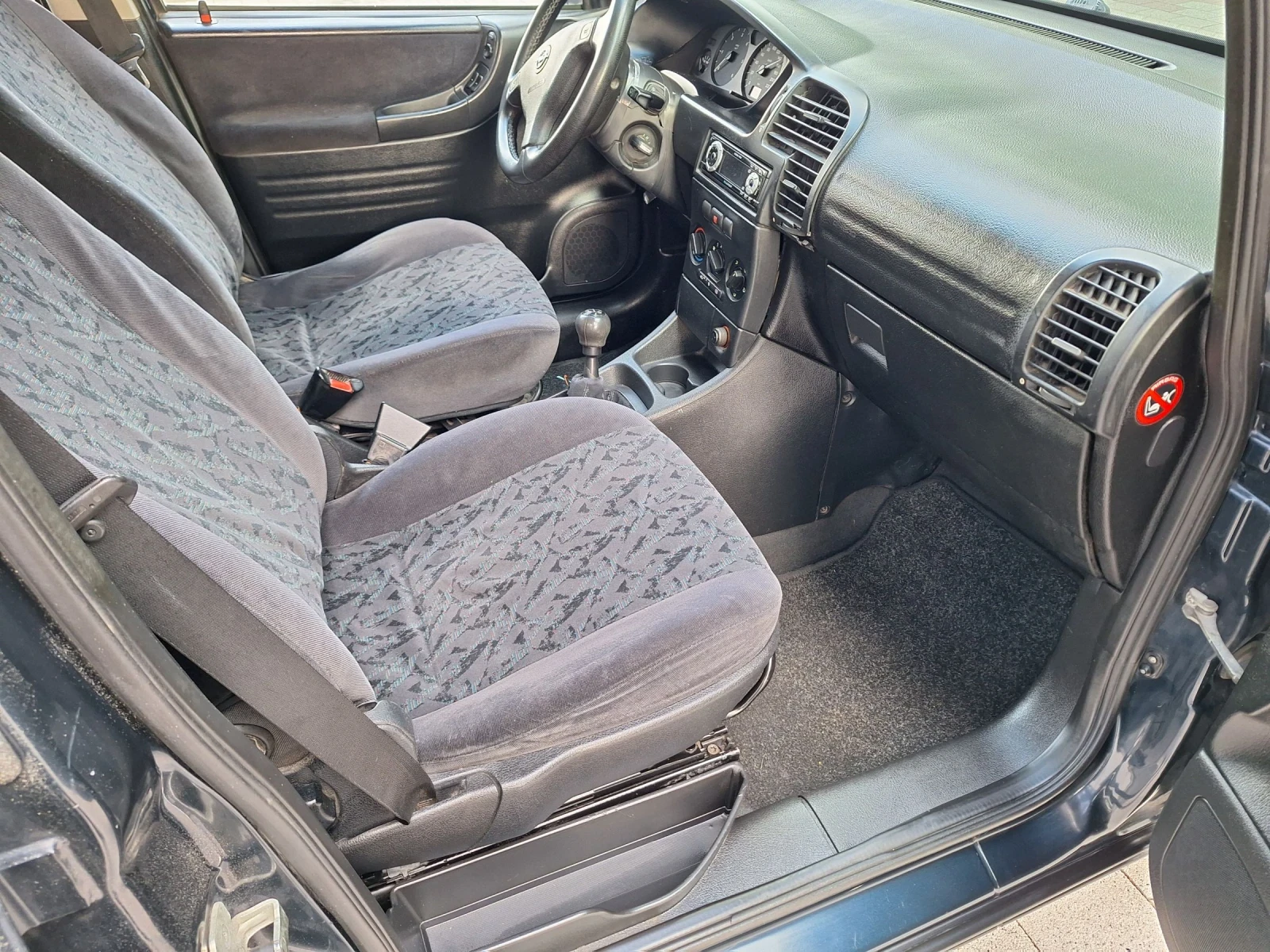 Opel Zafira 2.0 tdi, снимка 13 - Автомобили и джипове - 54810605