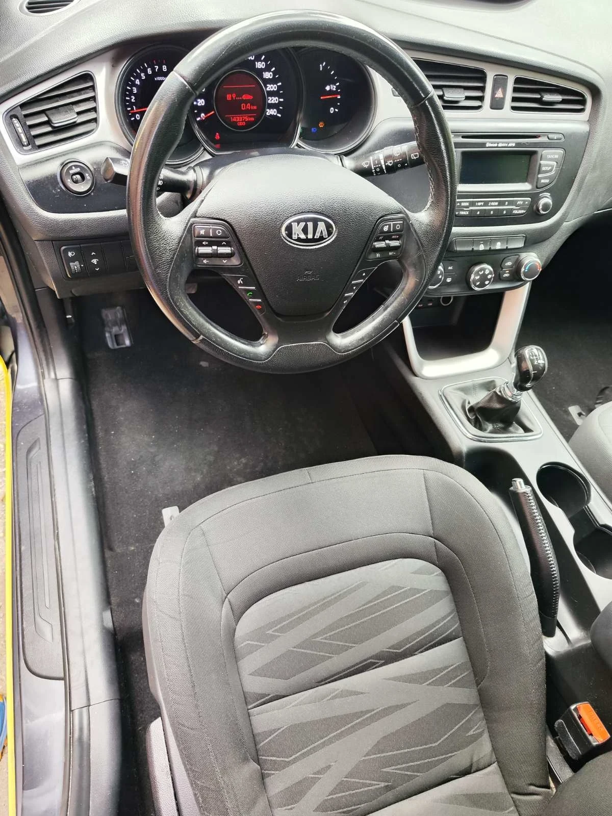 Kia Ceed, снимка 7 - Автомобили и джипове - 55064492