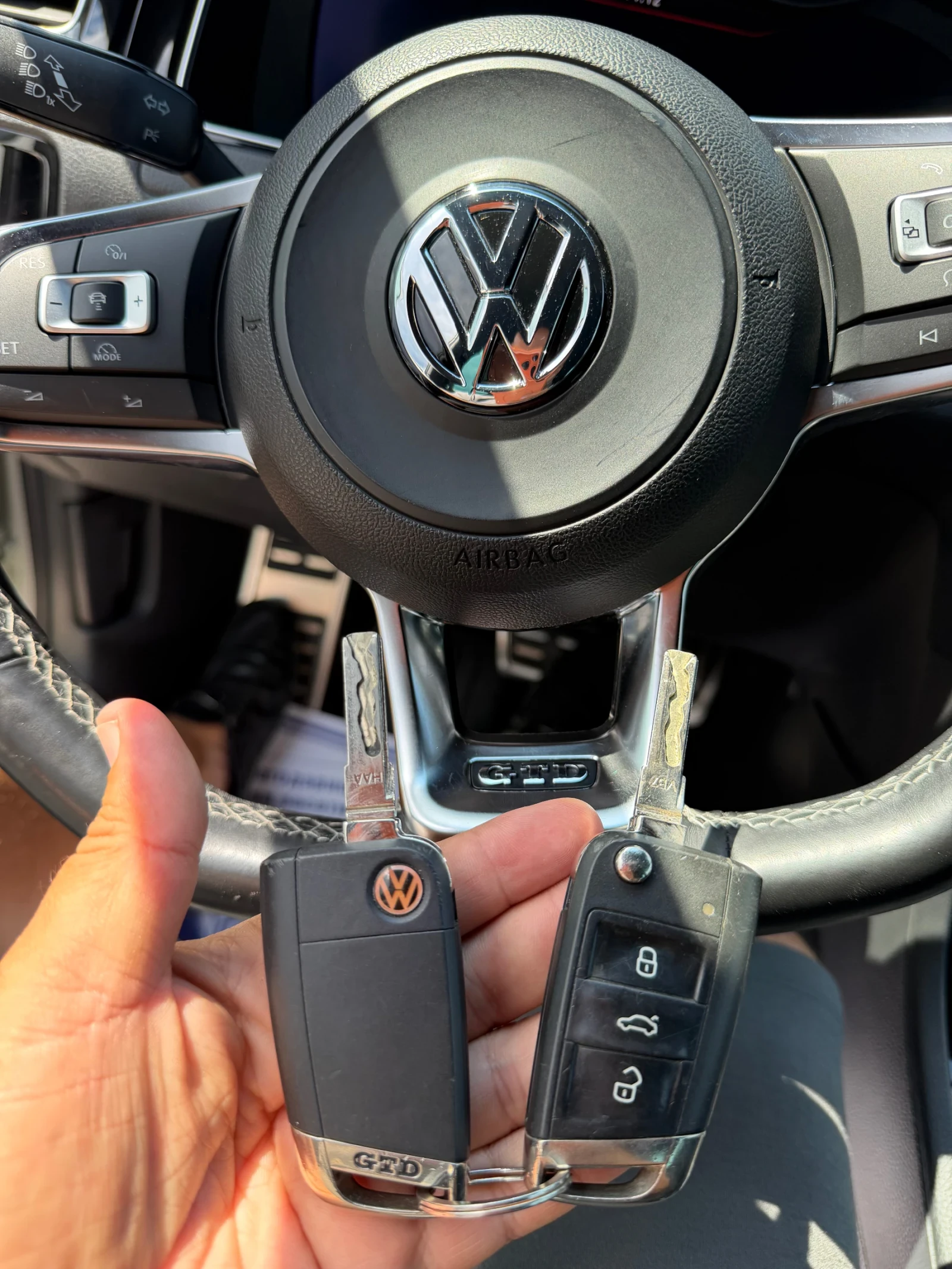 VW Golf GTD Нов внос от Люксенбург!, снимка 13 - Автомобили и джипове - 55154897