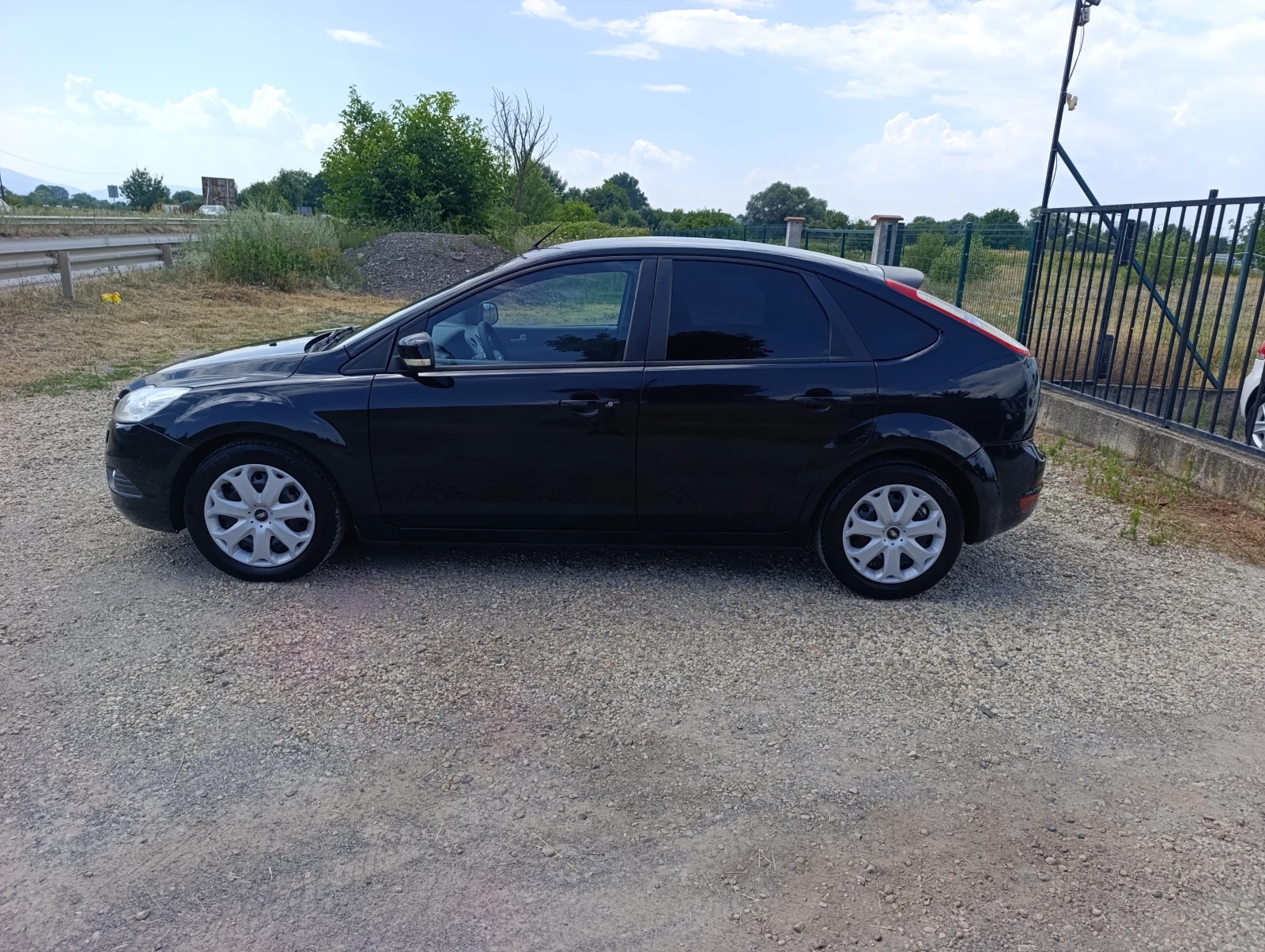 Ford Focus 2.0i-16v БЕНЗИН, снимка 4 - Автомобили и джипове - 55333917