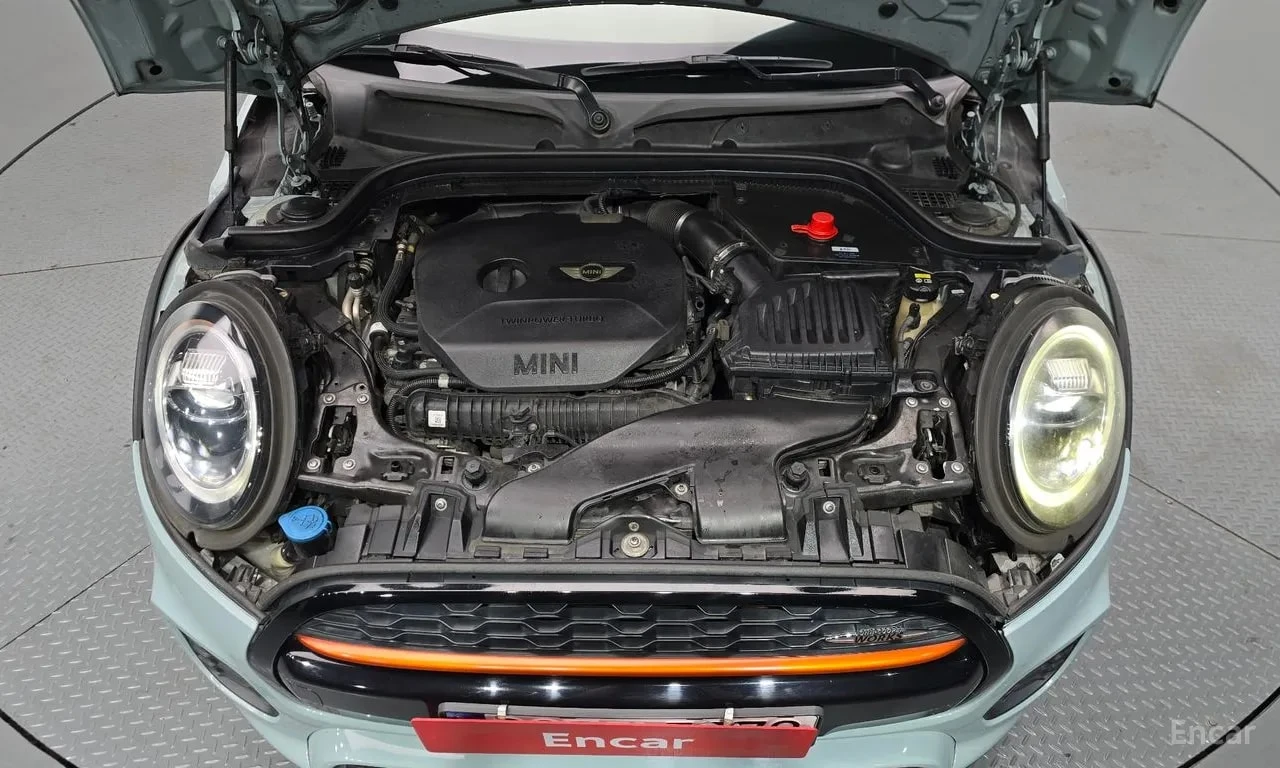 Mini Cooper  JCW Delaney Edition/КОЖА/ПОДГРЕВ/ХЕДЪП/, снимка 6 - Автомобили и джипове - 56099776