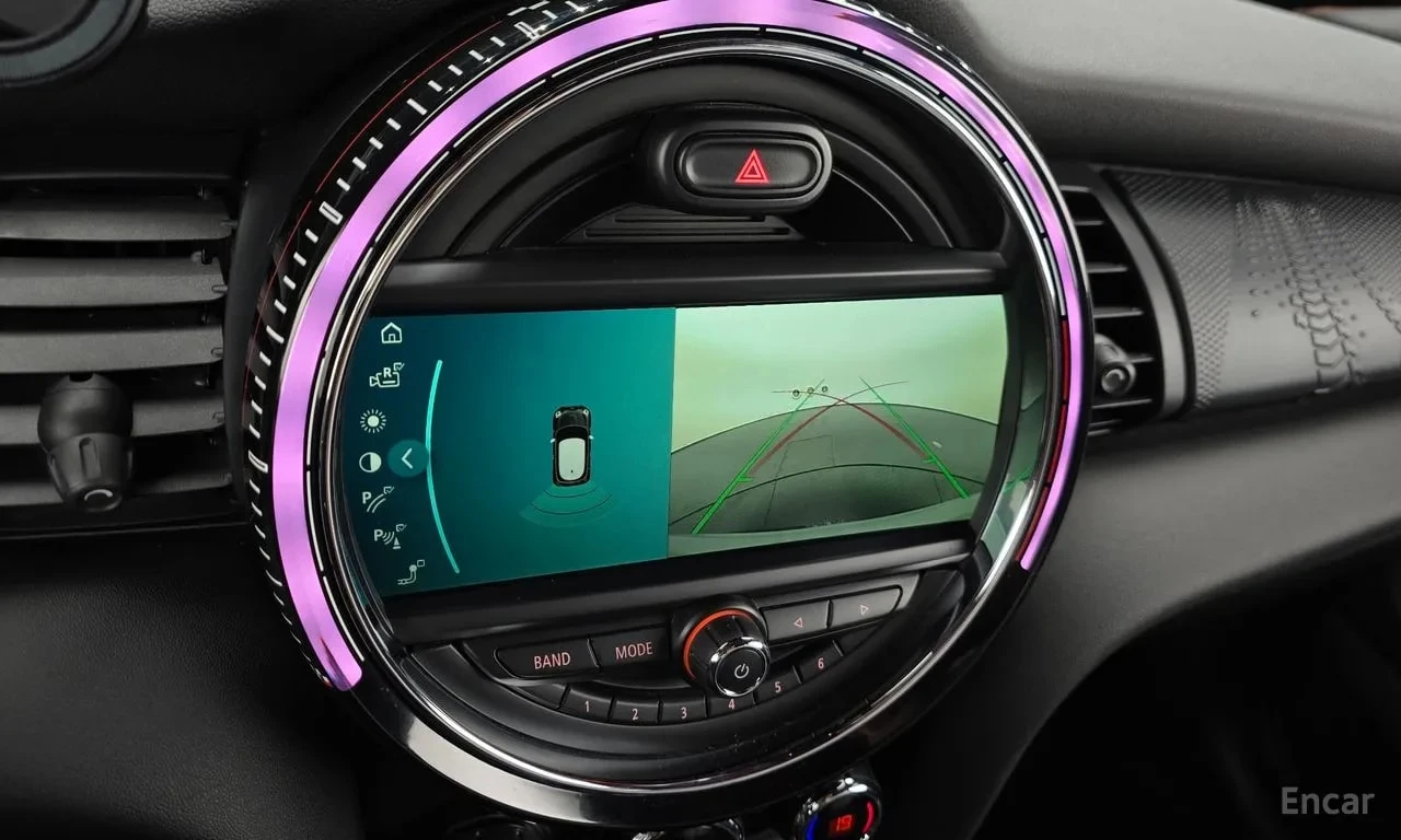 Mini Cooper  JCW Delaney Edition/КОЖА/ПОДГРЕВ/ХЕДЪП/, снимка 14 - Автомобили и джипове - 56099776