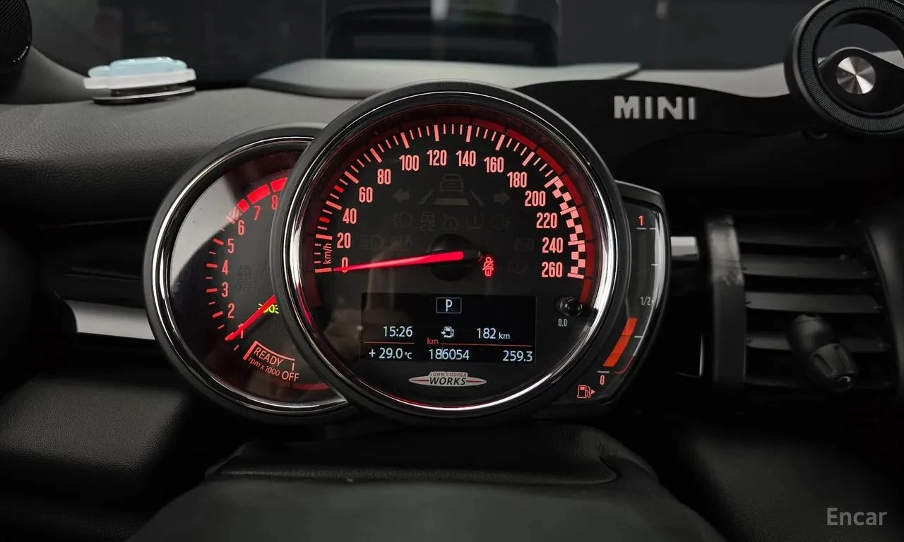 Mini Cooper  JCW Delaney Edition/КОЖА/ПОДГРЕВ/ХЕДЪП/, снимка 8 - Автомобили и джипове - 56099776