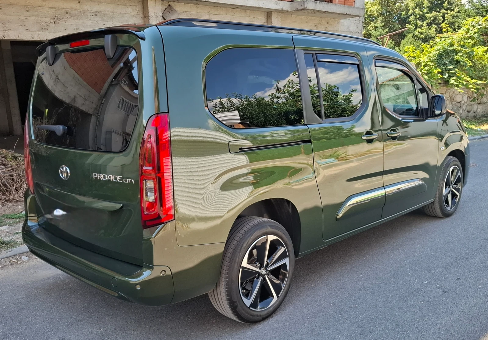 Toyota Proace City Verso 1.5  6+ 1 -Luxury, снимка 6 - Автомобили и джипове - 56115791