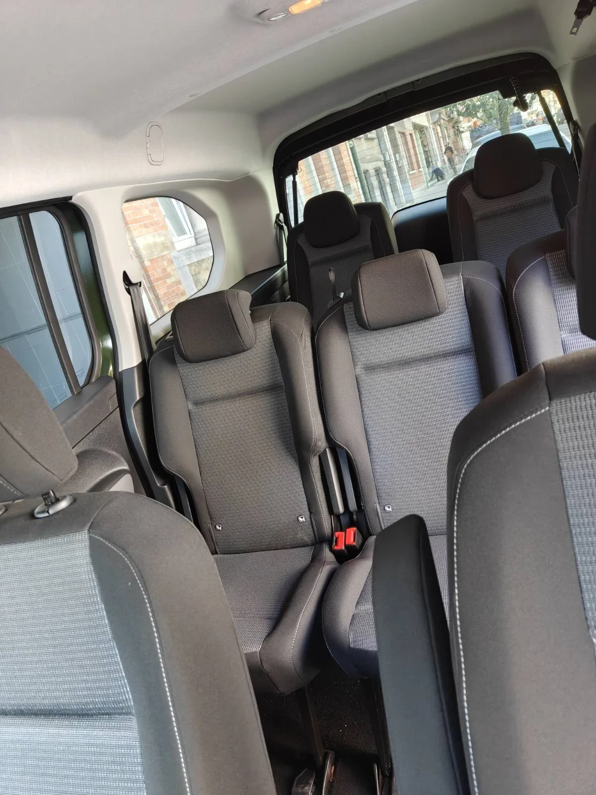 Toyota Proace City Verso 1.5  6+ 1 -Luxury, снимка 12 - Автомобили и джипове - 56115791