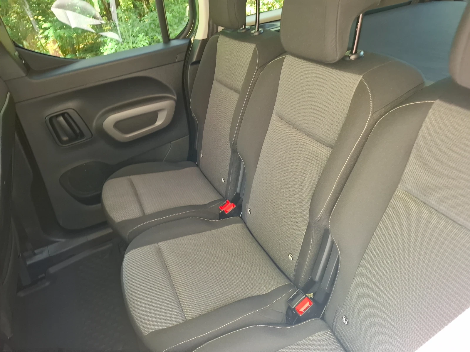 Toyota Proace City Verso 1.5  6+ 1 -Luxury, снимка 10 - Автомобили и джипове - 56115791