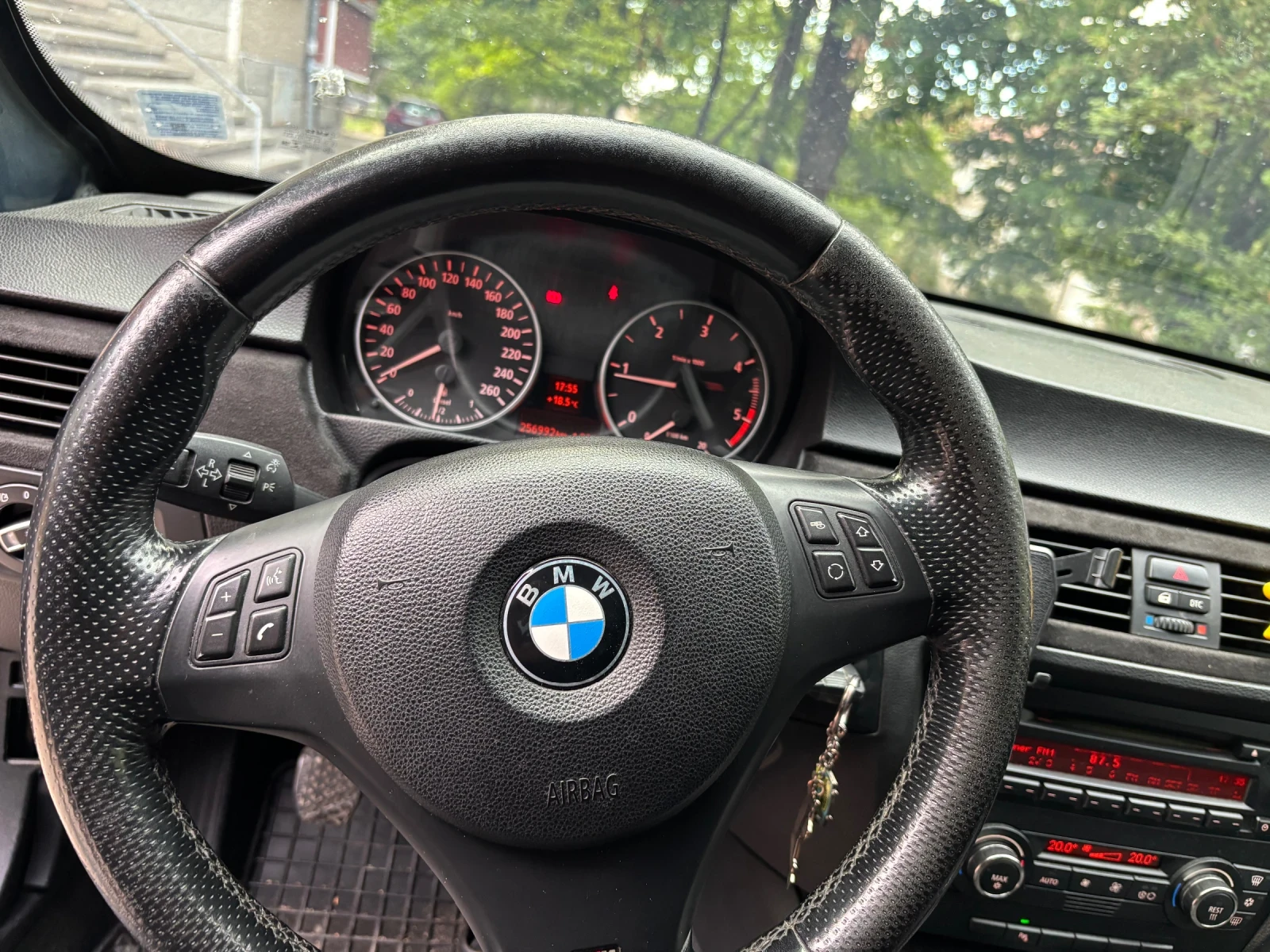 BMW 320 E91 M47, снимка 11 - Автомобили и джипове - 56184865