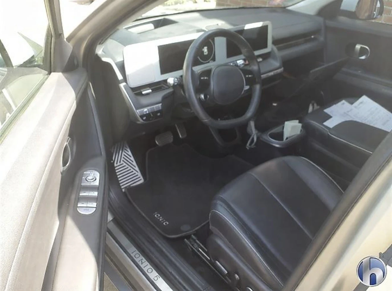 Hyundai Ioniq 5 !!!ОЧАКВАН ВНОС!!! UNIQ 235hp AWD(4x4), снимка 5 - Автомобили и джипове - 56238141