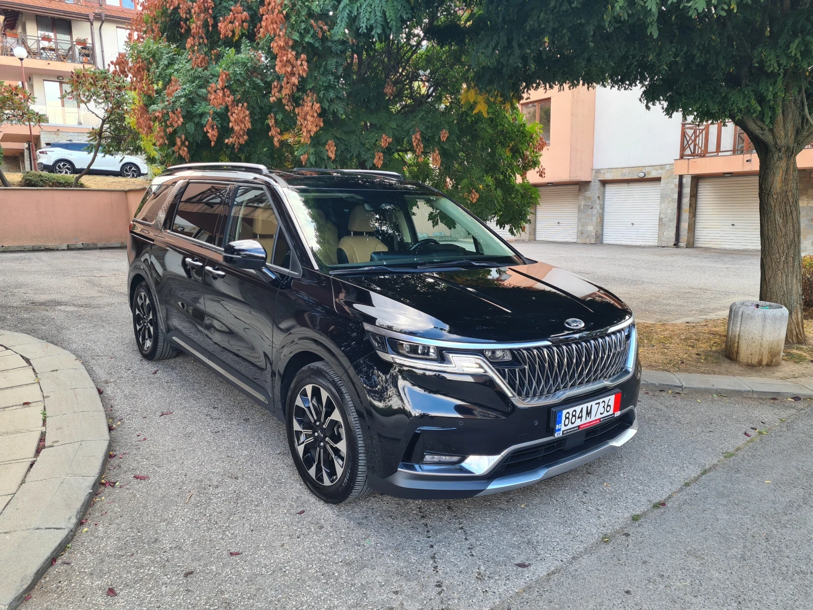 Kia Carnival 2.2 CRDI 8+ 1 , снимка 7 - Автомобили и джипове - 56275836