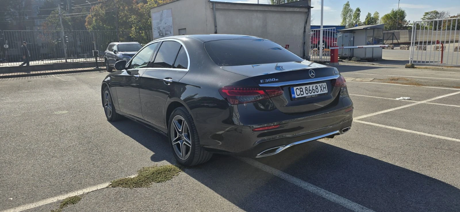 Mercedes-Benz E 300 e 4MATIC AMG Line | Mobile.bg � ����������� 3