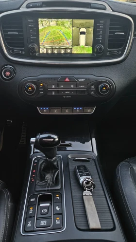 Kia Sorento 2.2 CDTI* 4x4* CARPLAY, снимка 13