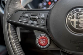Alfa Romeo Stelvio 2.9 BiTurbo Q4/AWD/Carbon/Harman Kardon/Камера, снимка 15 - Автомобили и джипове - 53671385