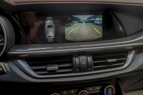 Alfa Romeo Stelvio 2.9 BiTurbo Q4/AWD/Carbon/Harman Kardon/Камера, снимка 13 - Автомобили и джипове - 53671385