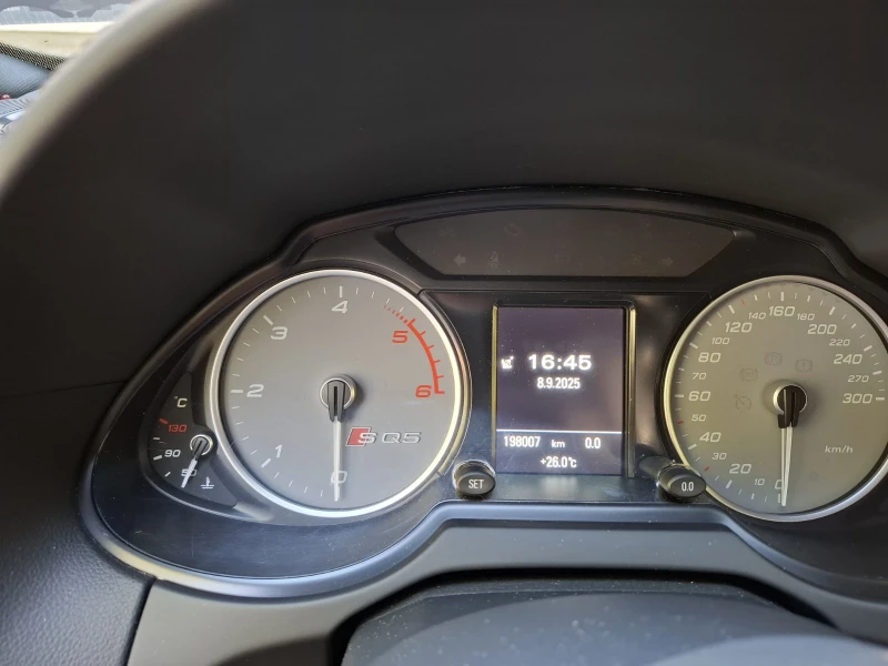 Audi SQ5, снимка 14 - Автомобили и джипове - 51574833