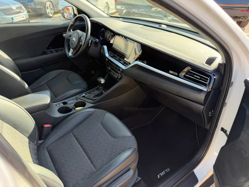 Kia Niro 1.6h 141к.с FULL 87000км.2020г., снимка 15 - Автомобили и джипове - 52645206