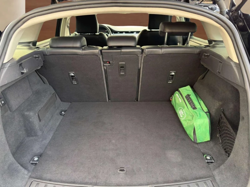 Land Rover Range Rover Evoque 2.0, снимка 12 - Автомобили и джипове - 52852510