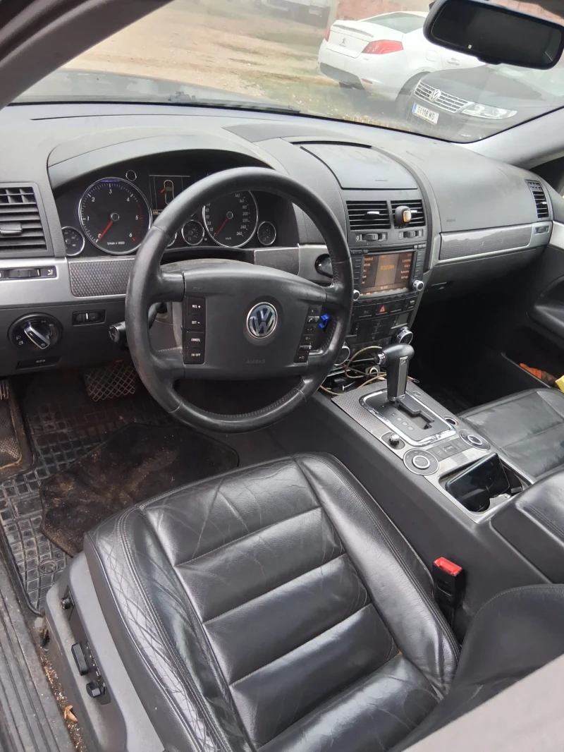 VW Touareg 3.0 TDI R-Line, снимка 6 - Автомобили и джипове - 52898022