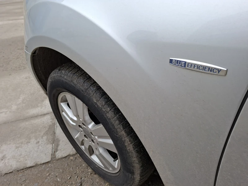 Mercedes-Benz ML 300 ДесенВолан, снимка 6 - Автомобили и джипове - 53564667