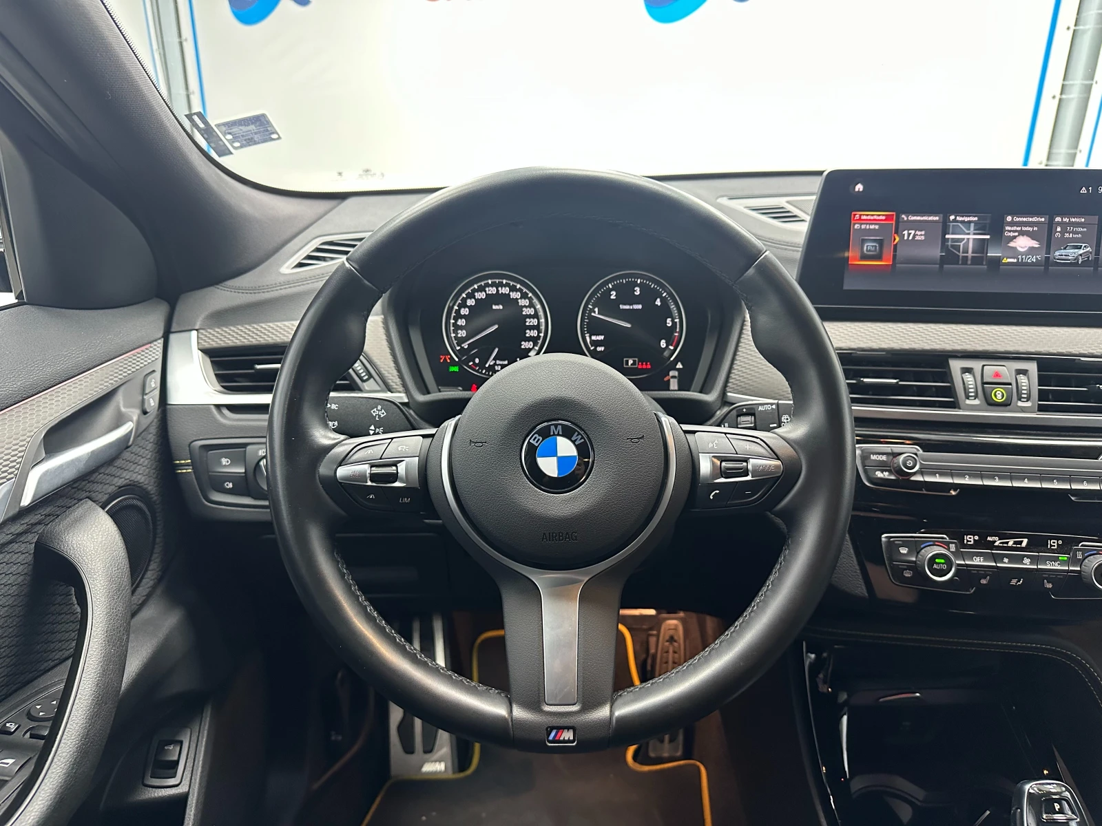 BMW X2 xDrive* M PACK* FULL LED - изображение 9