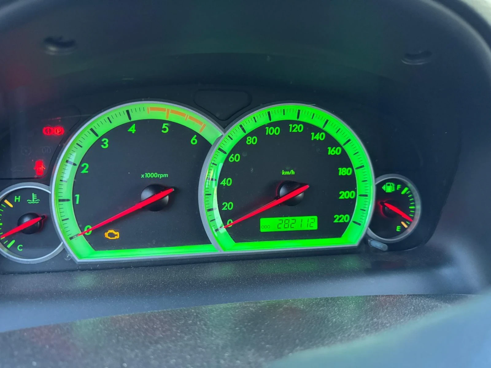 Chevrolet Captiva 2.0 д 4* 4 - изображение 7