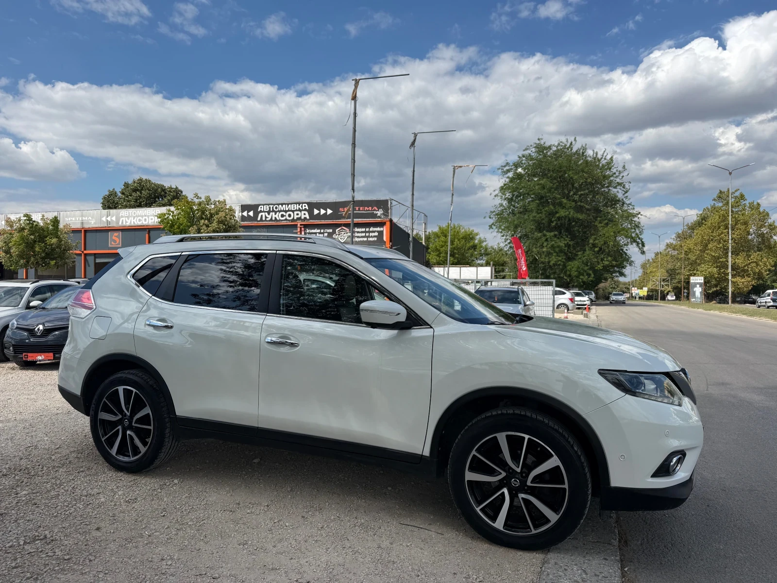 Nissan X-trail Дизел 4х4, снимка 4 - Автомобили и джипове - 51115745