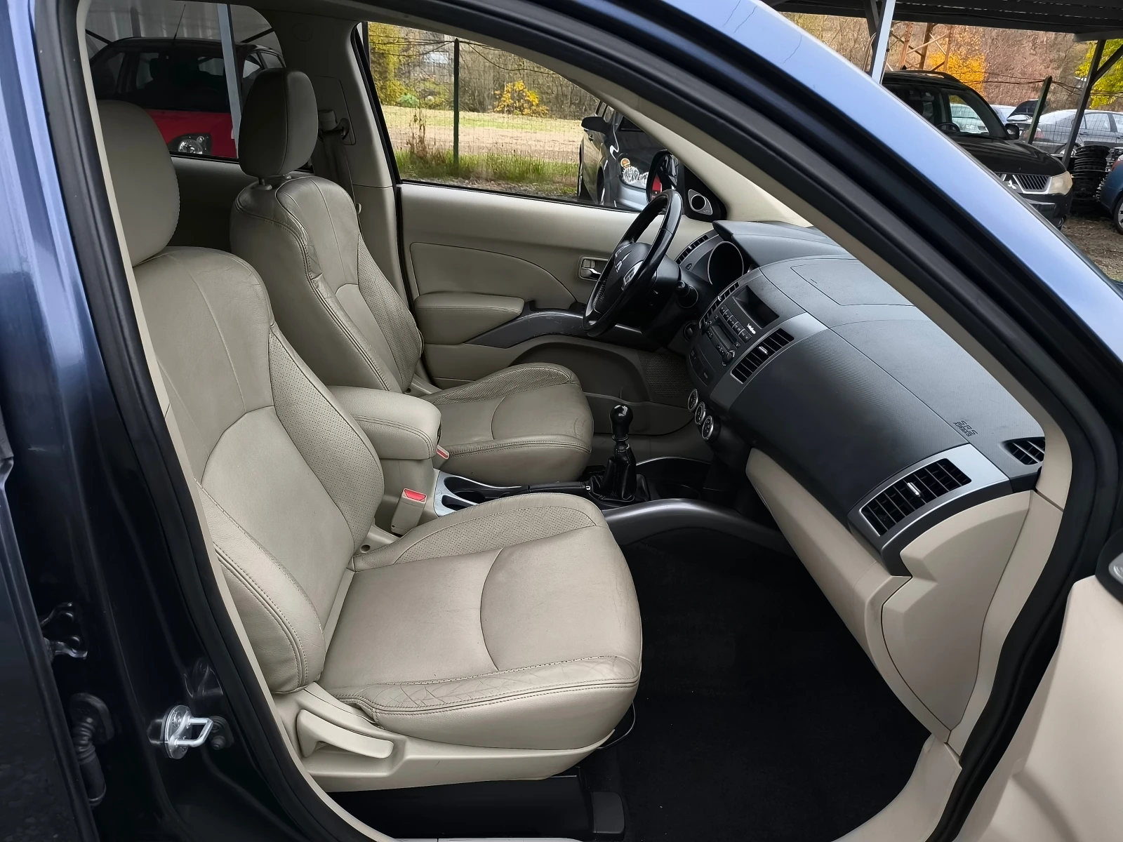 Mitsubishi Outlander 2.2DID-156-44-6 -7 -- !!! | Mobile.bg   15