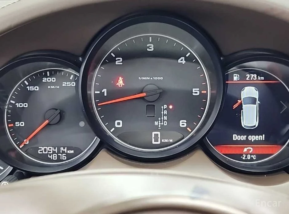 Porsche Cayenne  - изображение 6