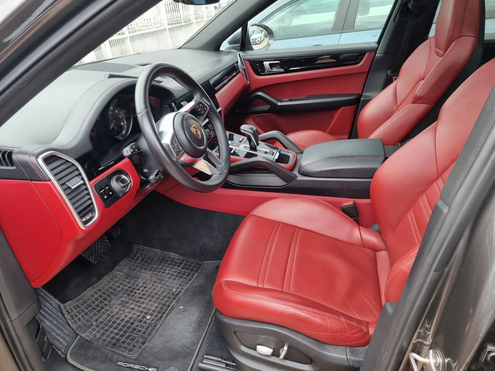 Porsche Cayenne  E-Hybrid - изображение 9