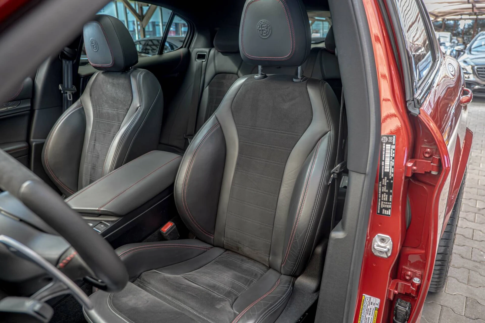 Alfa Romeo Stelvio 2.9 BiTurbo Q4/AWD/Carbon/Harman Kardon/Камера - изображение 9