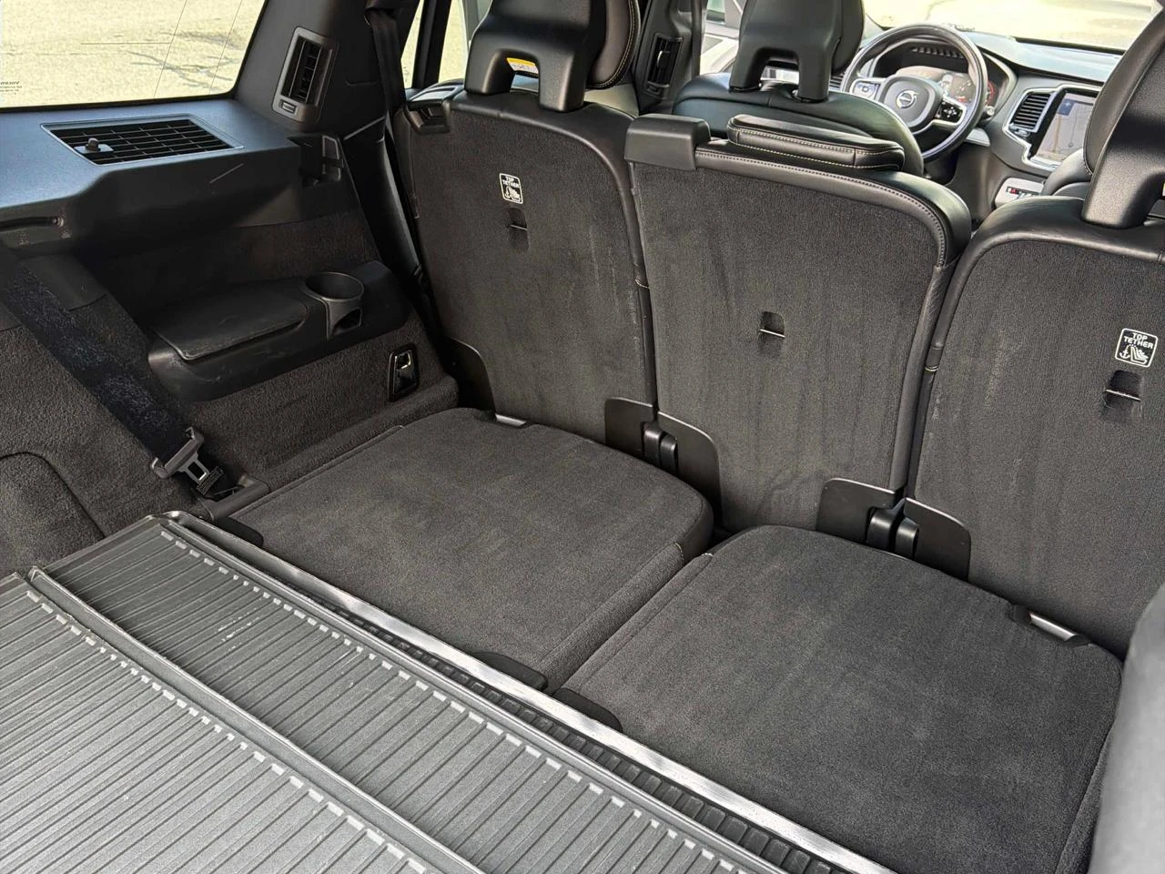 Volvo Xc90 T6 R-Design* HeadUp* 360* Обдух* Distronic, снимка 17 - Автомобили и джипове - 53827077