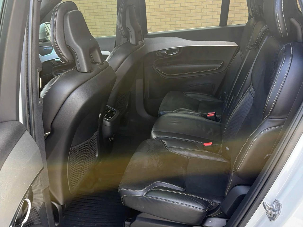 Volvo Xc90 T6 R-Design* HeadUp* 360* Обдух* Distronic, снимка 14 - Автомобили и джипове - 53827077