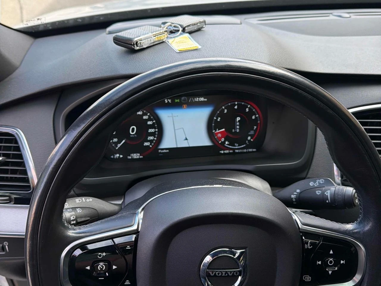 Volvo Xc90 T6 R-Design* HeadUp* 360* Обдух* Distronic, снимка 8 - Автомобили и джипове - 53827077