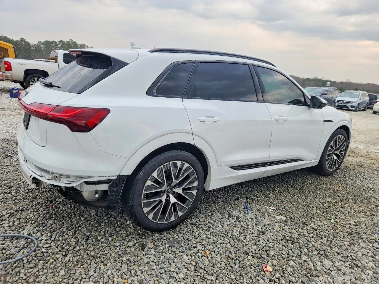 Audi Q8 E-TRON PRESTIGE | 360 ������ | Bang&Olufsen |  | Mobile.bg � ����������� 4