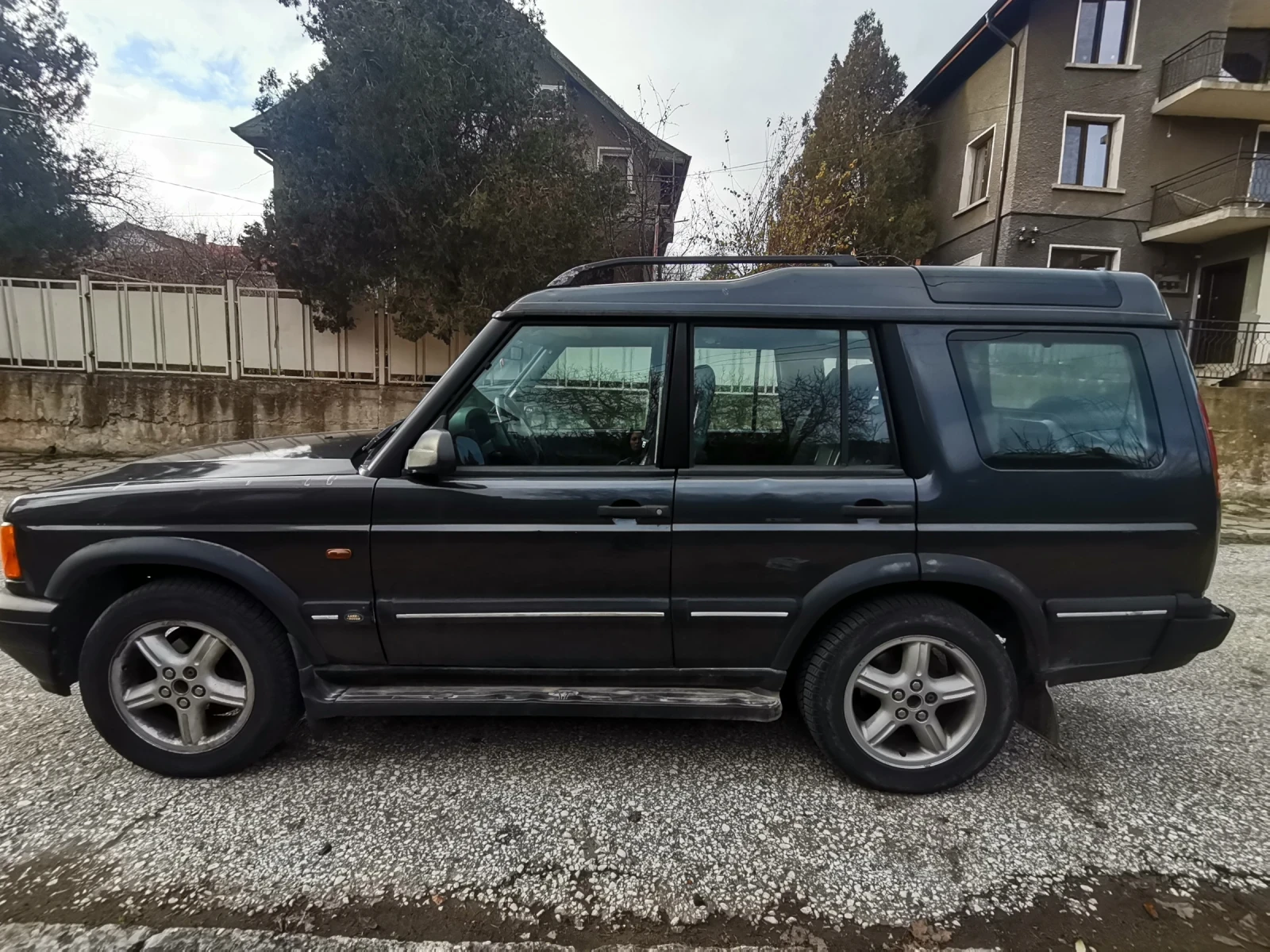 Land Rover Discovery, снимка 2 - Автомобили и джипове - 54160550