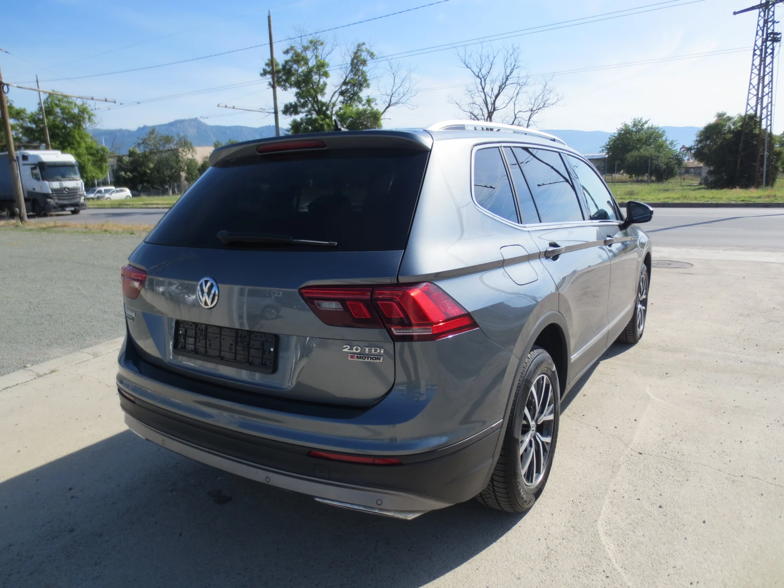 VW Tiguan Allspace 2.0TDI* DSG* 4-Motion* ALL SPACE* , снимка 5 - Автомобили и джипове - 54734387