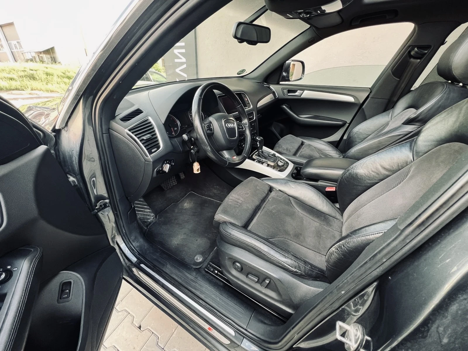 Audi Q5, снимка 7 - Автомобили и джипове - 54838499