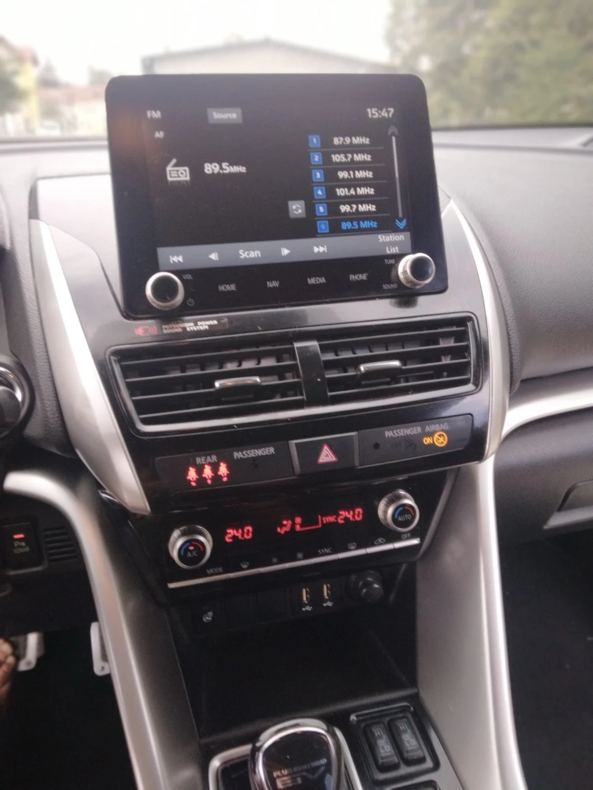 Mitsubishi Eclipse Cross 2.4 PHEV, снимка 8 - Автомобили и джипове - 55954404