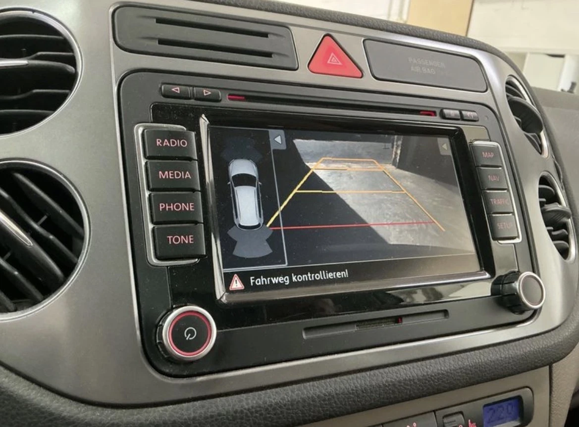 VW Tiguan 2.0TDI/170/Full, снимка 7 - Автомобили и джипове - 56118907