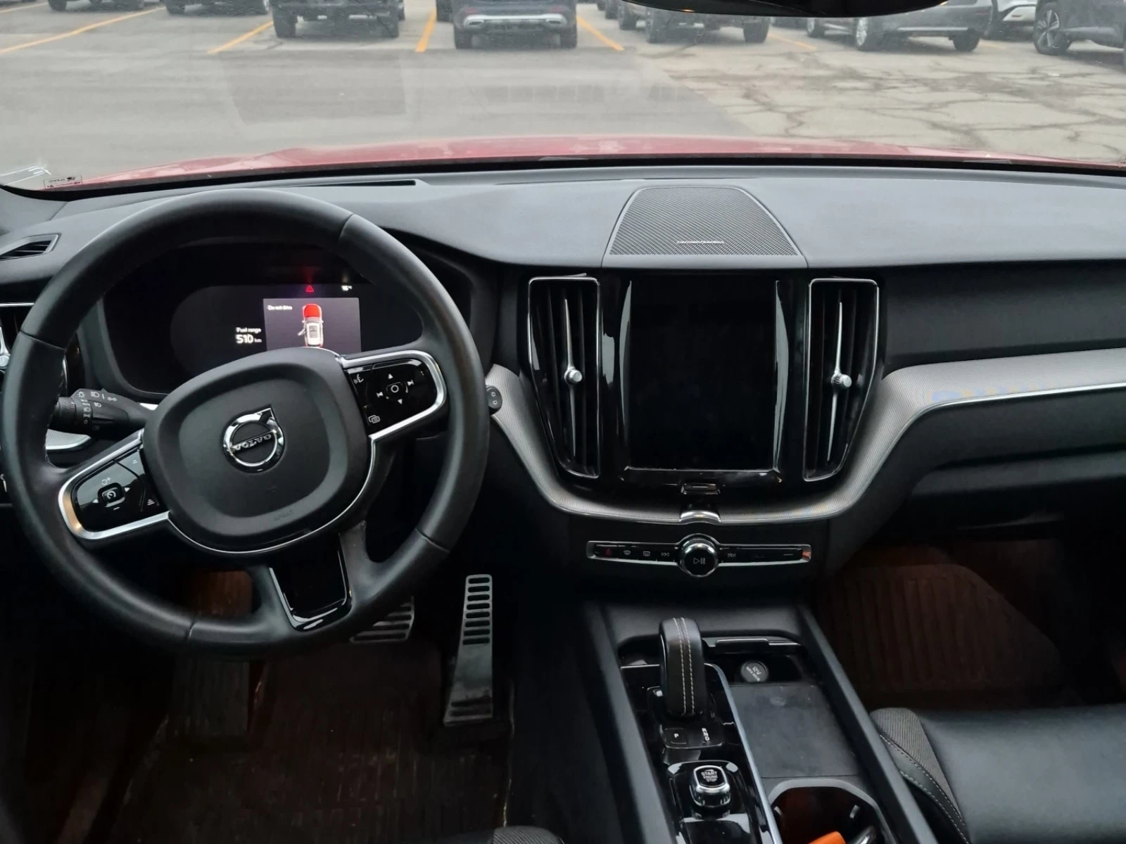 Volvo XC60 * R DESIGN * Един собственик * CARFAX * , снимка 5 - Автомобили и джипове - 56159801
