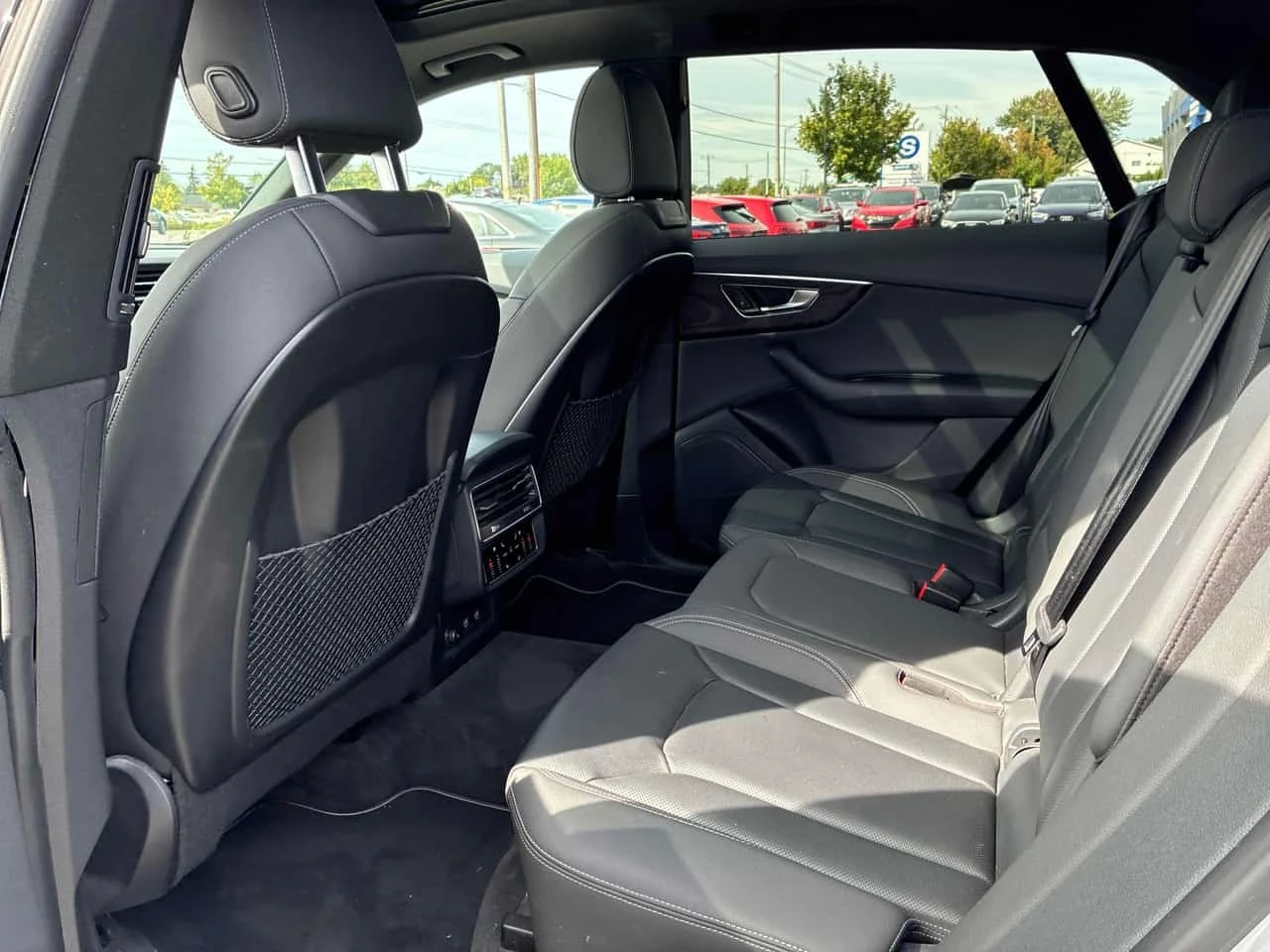 Audi Q8 ����� �� ����������� | Mobile.bg � ����������� 13
