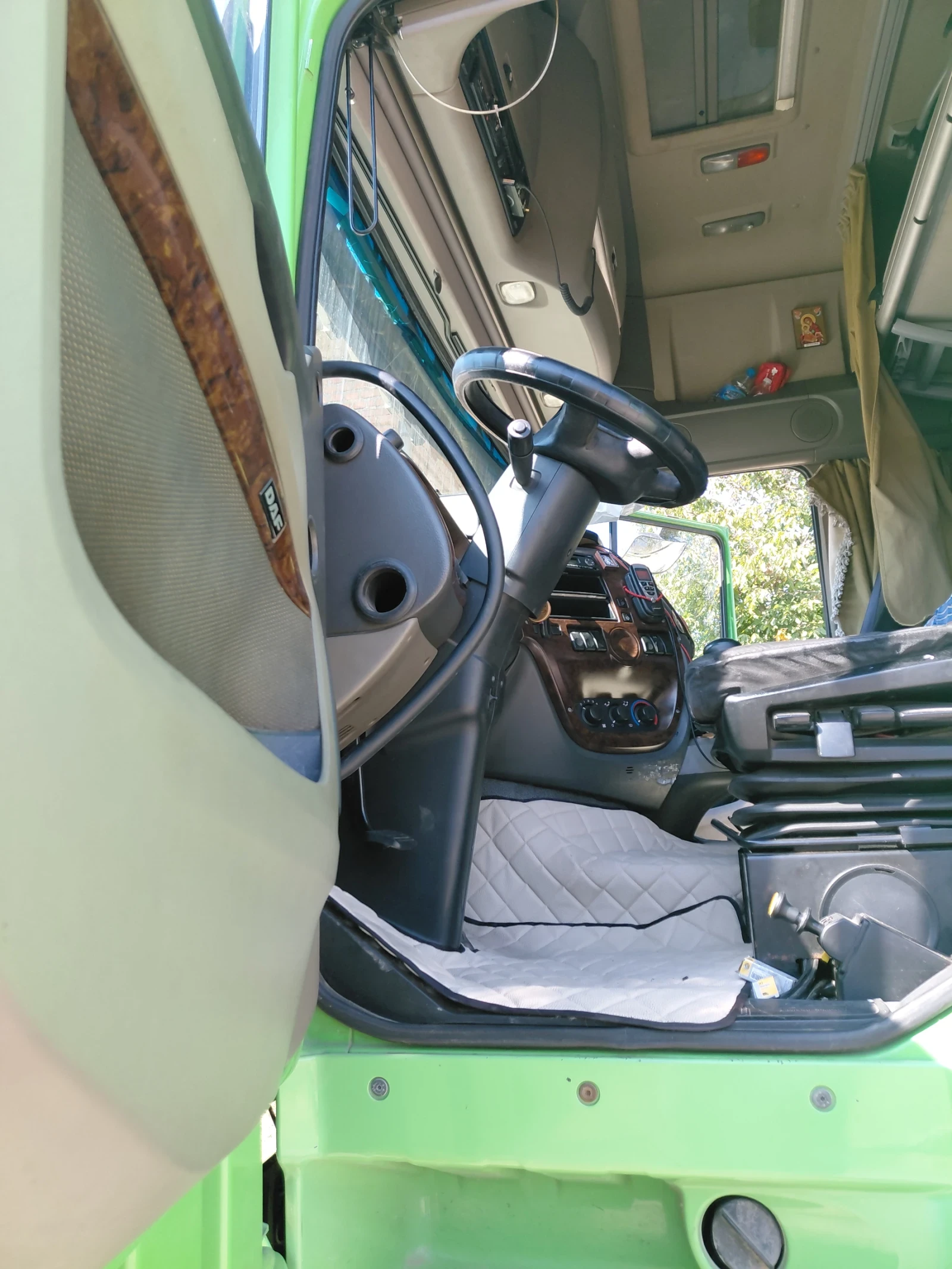 Daf XF 105, снимка 4 - Камиони - 56099019