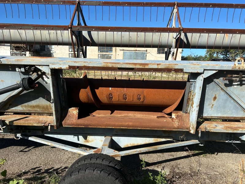 Комбайн Дон Acros, снимка 8 - Селскостопанска техника - 52620903