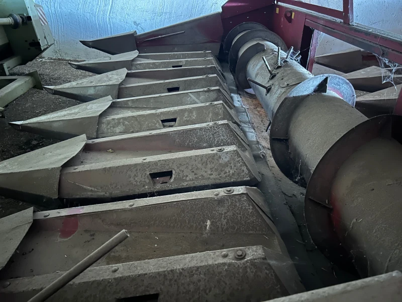 Комбайн Дон Acros, снимка 12 - Селскостопанска техника - 52620903