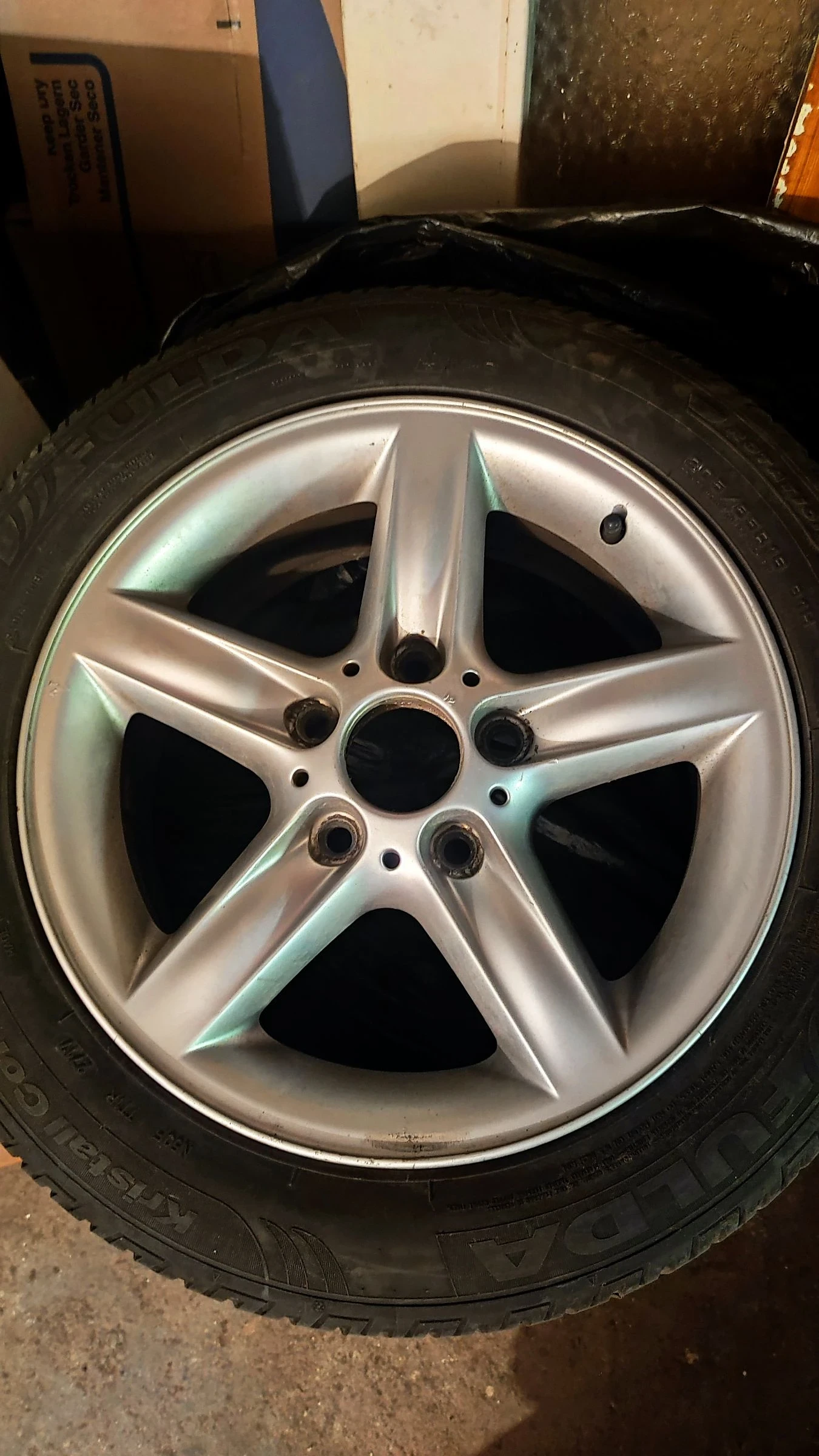 ���� � ������ 205/55R16 �� BMW | Mobile.bg � ����������� 1