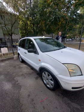 Ford Fusion Седан, снимка 2