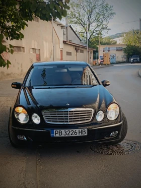  Mercedes-Benz E 270