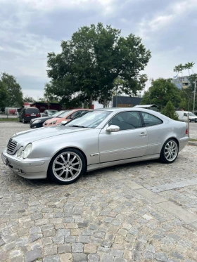 Mercedes-Benz CLK 320