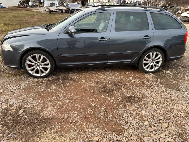 Skoda Octavia 2.0TFSI CCZA DSG RS, снимка 8 - Автомобили и джипове - 47659761