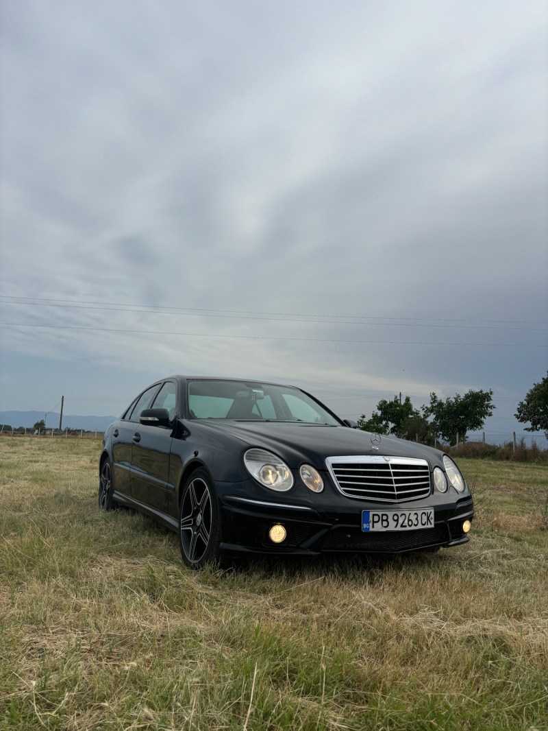 Mercedes-Benz E 200, снимка 1 - Автомобили и джипове - 46335627